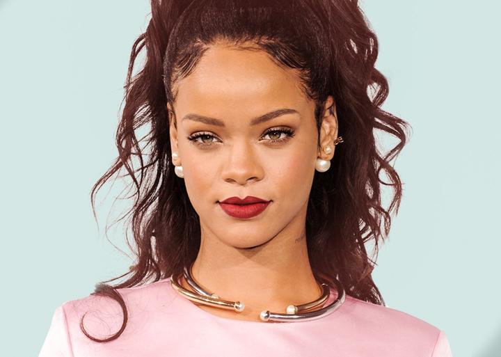 photos-rihannas-fenty-beauty-coming-out-in-2017_1