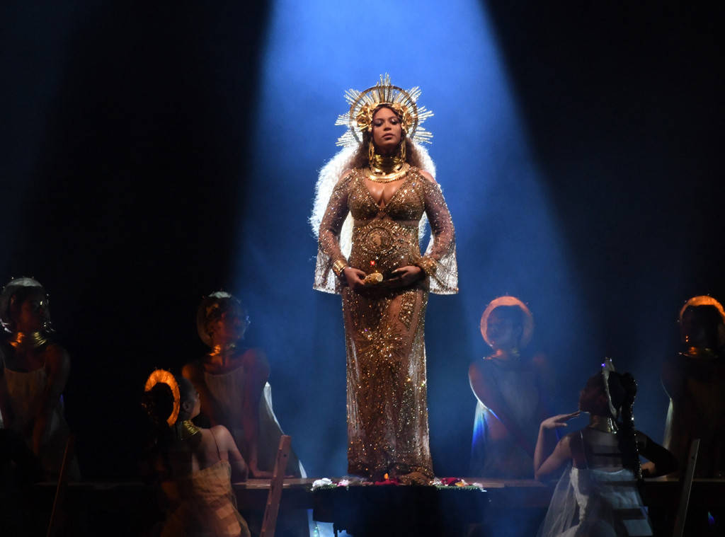 rs_1024x759-170212180602-1024-beyonce-grammy-awards-show